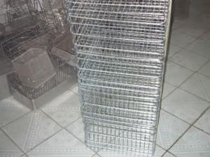 Contenedor de malla plegable