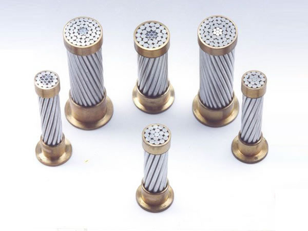   Alambre de acero recubierto de aluminio  